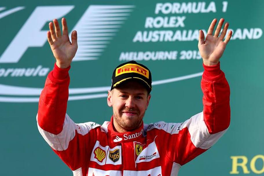 Ma anche il sorriso di Vettel (e le sue parole in italiano) sul podio d fiducia ai tifosi Ferrari. Getty